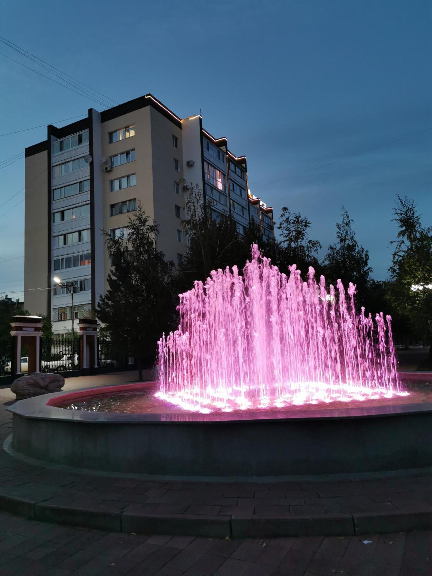 1 Комнатная Квартира В Самом Центре С Видом На Сквер Kostanái Exterior foto